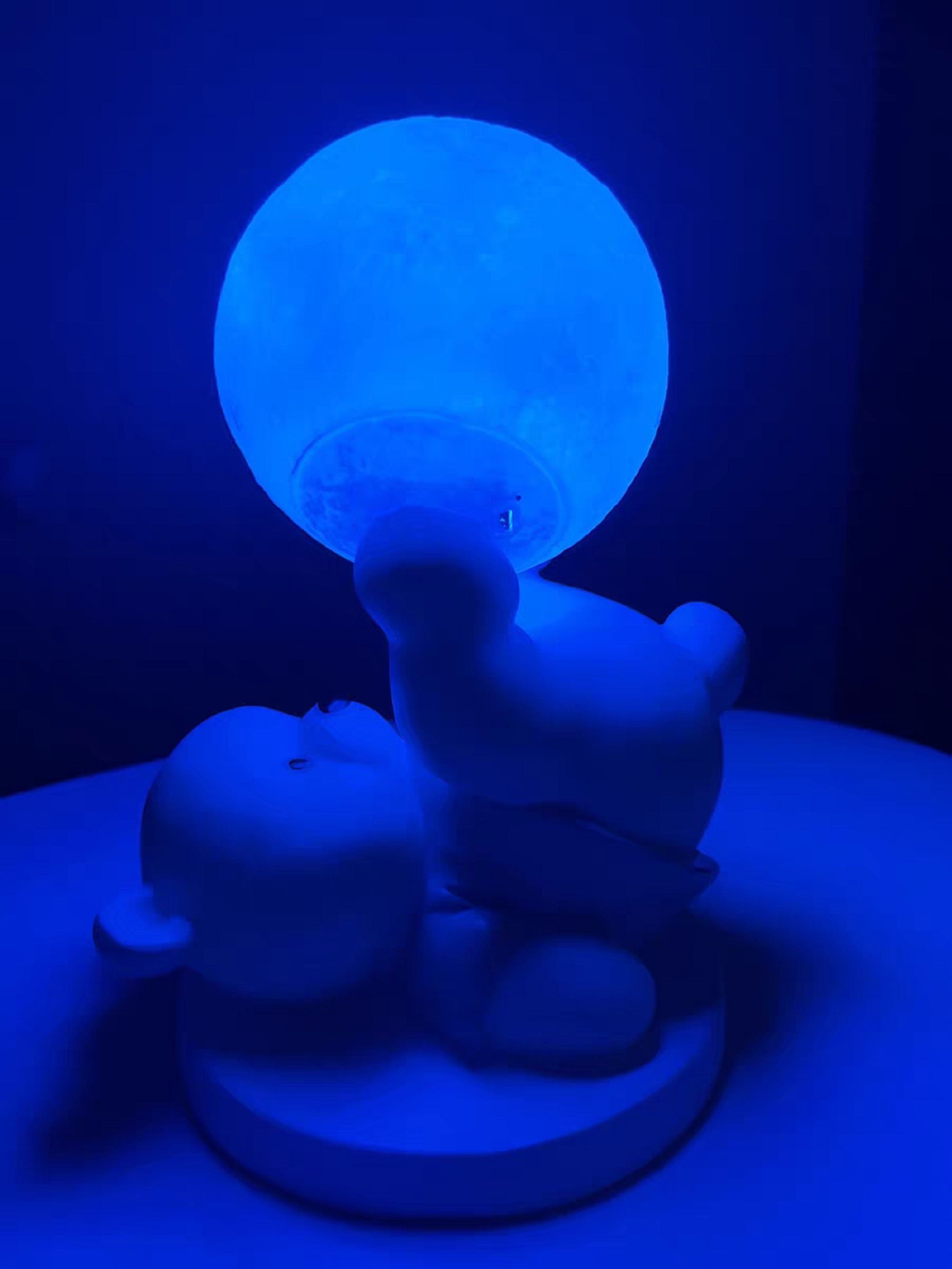 Resin Baby Bear Moon Lamp Button Cells Powered